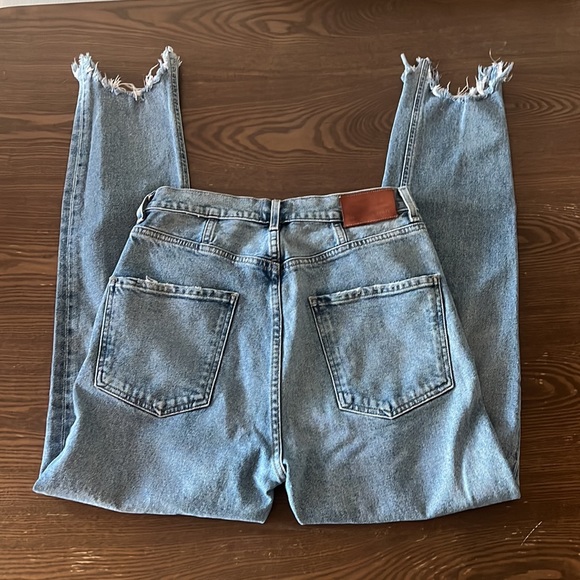 Citizens of Humanity Valerie High Rise Tapered Jean - Stirrups have been cut out - Picture 5 of 5